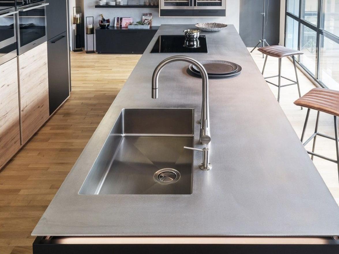 Stainless steel countertop